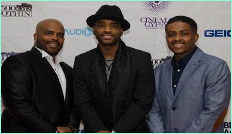 Are Larenz Tate and Brothers, Larron Tate and Lahmard Tate Triplets?