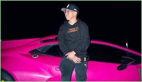 How Did Alex Choi Make His Money?